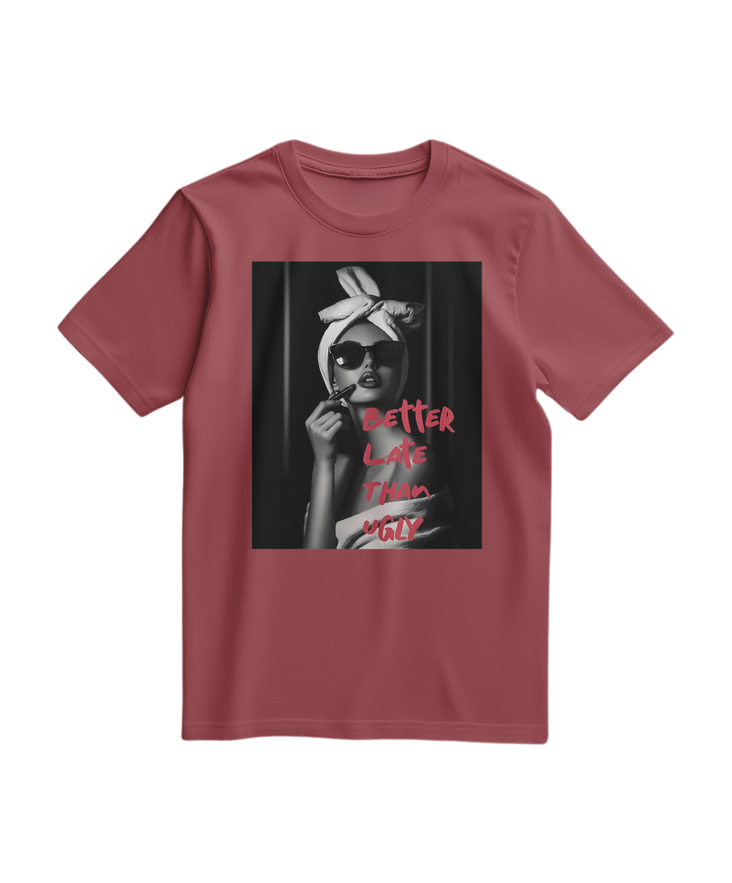 Camiseta Ugly Chic Statement da Camalestore em tom terracota, com design casual e estilo moderno.