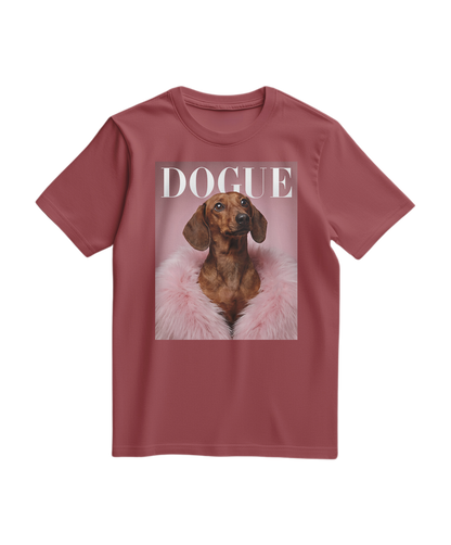 Camiseta Dachshund Muse da Camalestore, com estampa de cachorro teckel, cor terracota, vista frontal em fundo branco