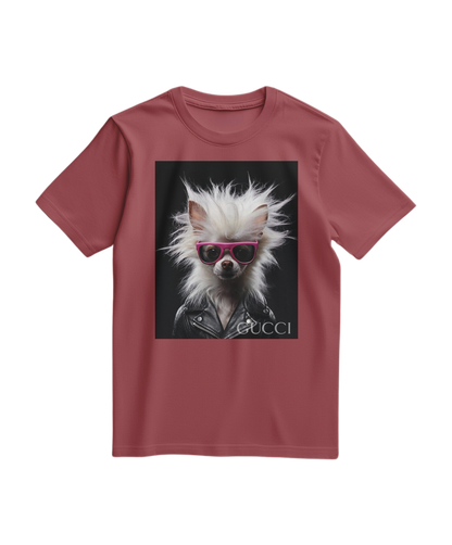 Camalestore camiseta Rebel Fur em tom terracota, com design casual e confortável, tecido de algodão com estampa moderna.
