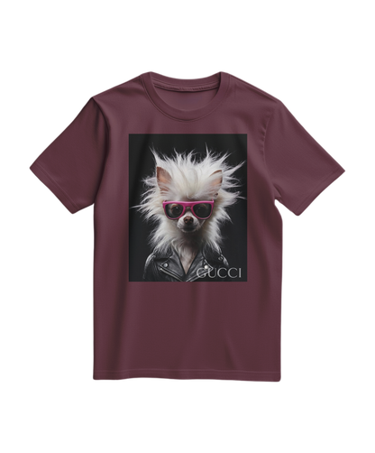 Camiseta Rebel Fur da Camalestore, em vinho, com estampa moderna, feita de algodão confortável, exibida na imagem.