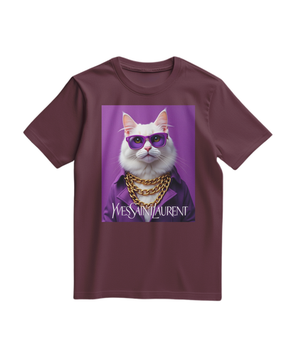 Camiseta Feline Drip da Camalestore, T-shirt de algodão com estampa artística de gato em cores vinho, vista frontal.