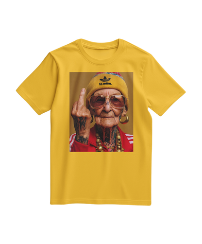 Camiseta amarela da marca Camalestore com design casual, vista de frente, feita de algodão confortável.