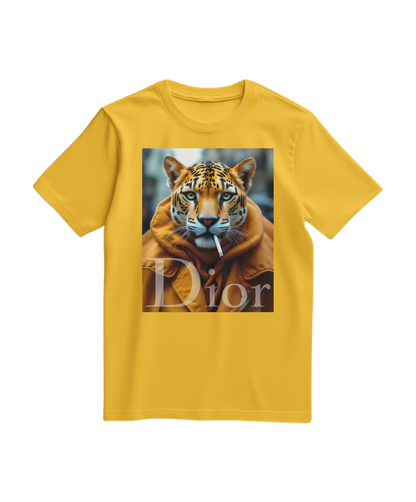 Camiseta amarelo Jaguar Raw da Camalestore com estampa de onça e design casual, vista frontal com detalhes do tecido.