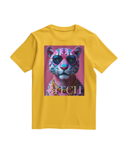 T-shirt Neon Jungle Boss da Camalestore em amarelo com estampa vibrante de selva e boss, material confortável e estilo casual.