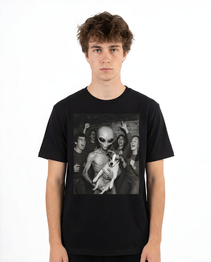 T-shirt Cosmic Guest